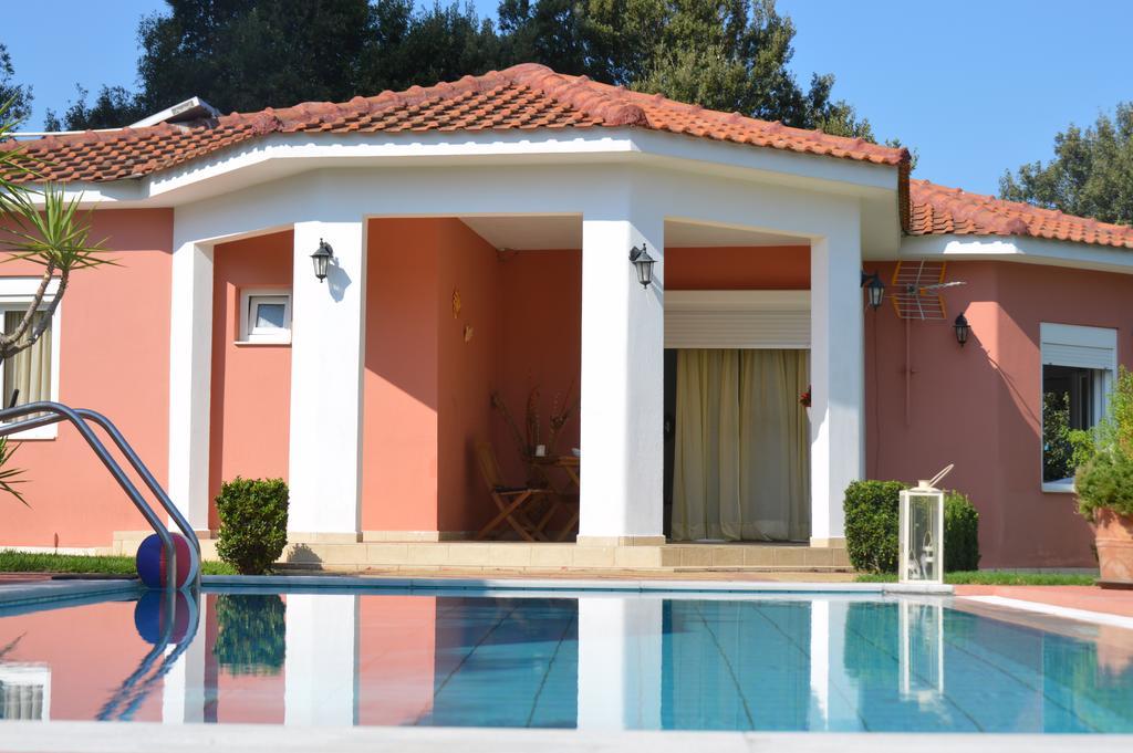 Villa Platanias 圣帕拉斯凯维 外观 照片